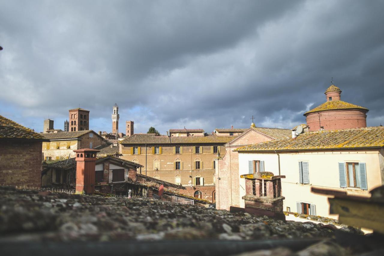 Un Terrazzo Sulla Magia Apartment Siena Luaran gambar